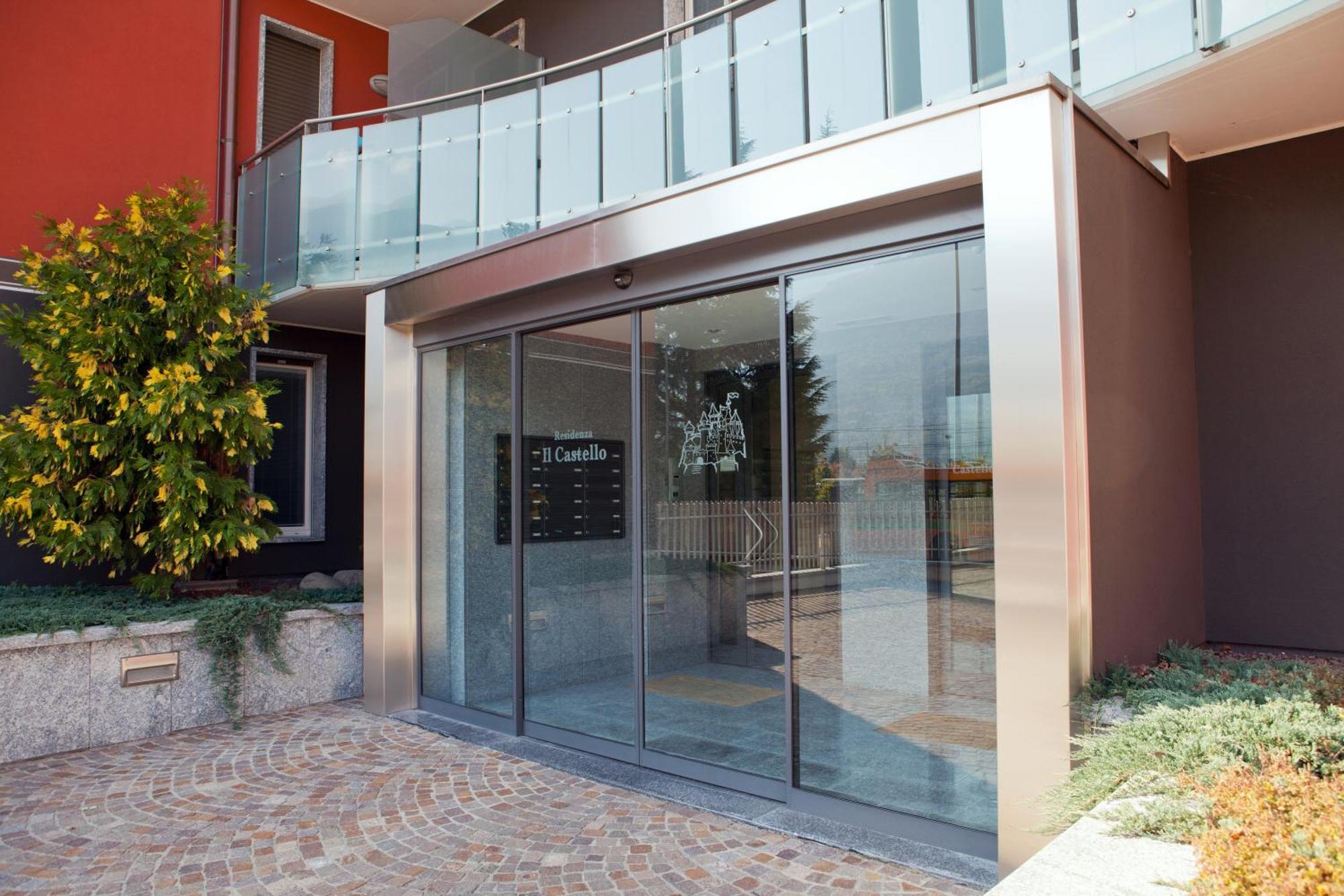 Apartamento Residenza Il Castello Sondrio Exterior foto