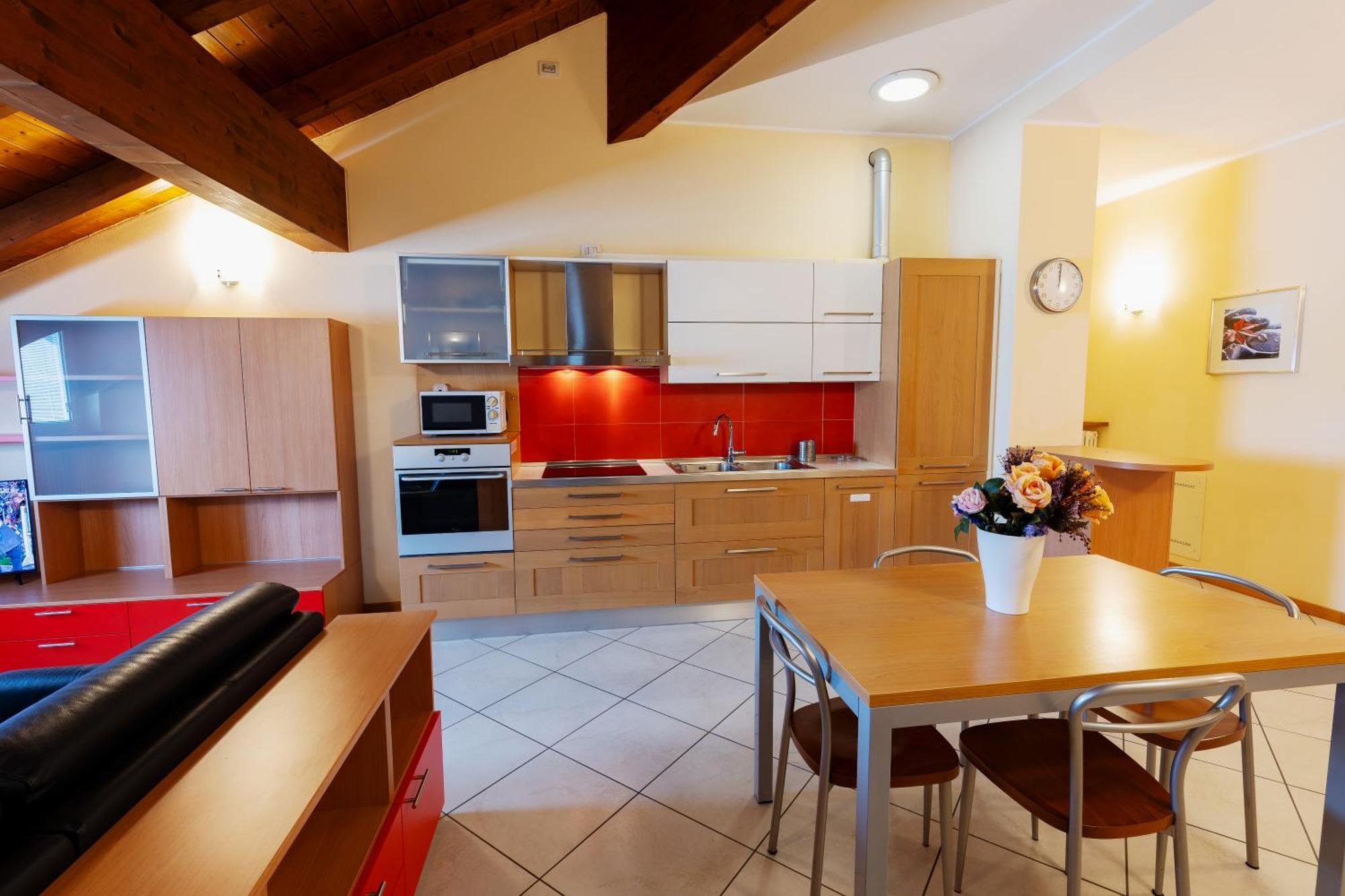 Apartamento Residenza Il Castello Sondrio Exterior foto